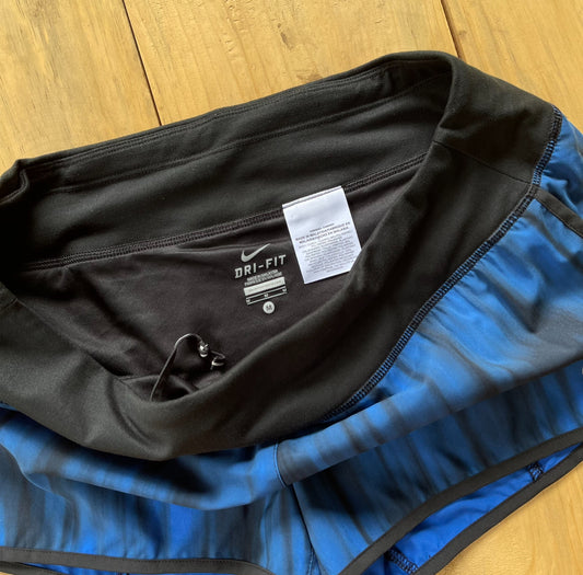 Short Nike, L