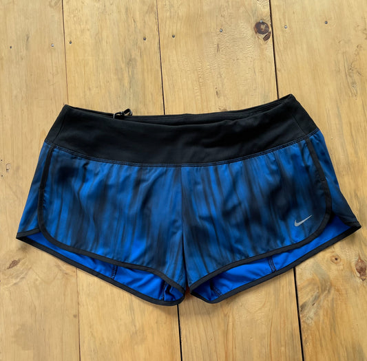 Short Nike, L