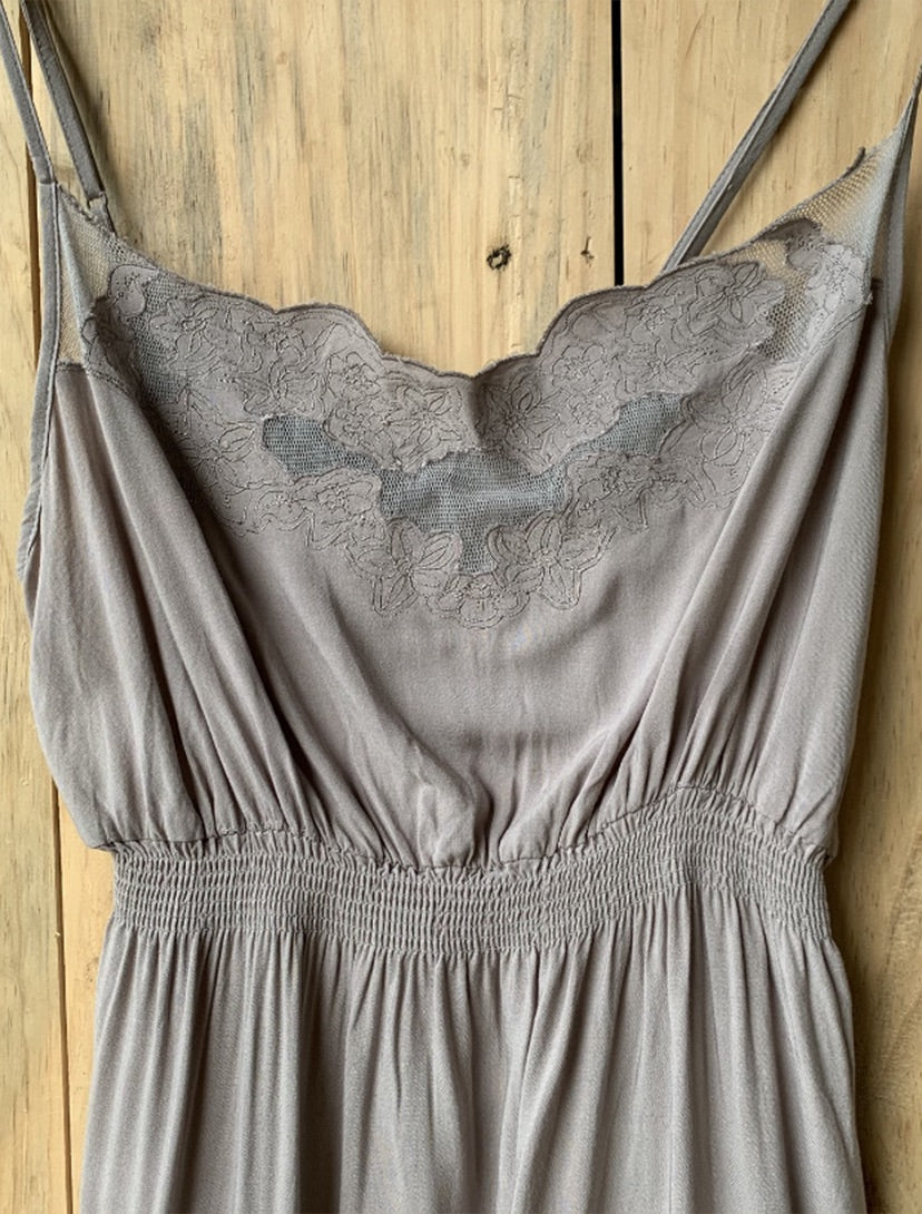 Vestido BCBGMAXAZRIA, S