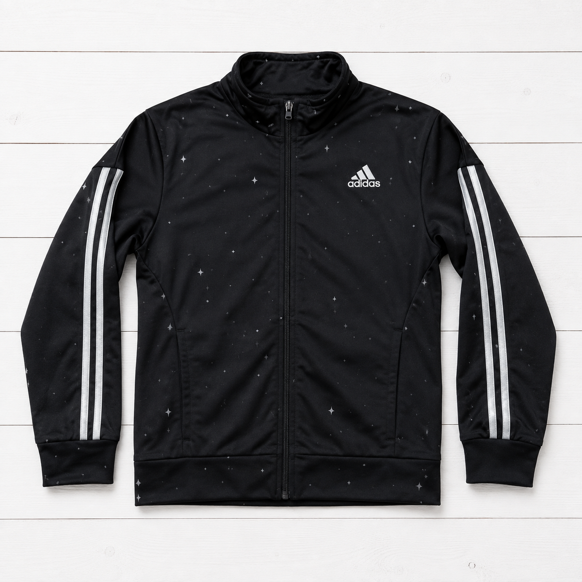 Chumpa Adidas, 6 años