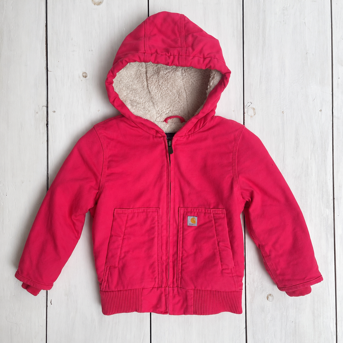 Chumpa Carhartt, 4 años
