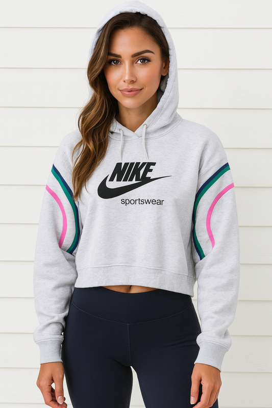 Sueter Nike, S