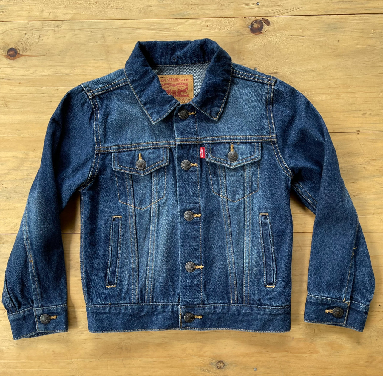 Chumpa Levis, 5 a 6 años