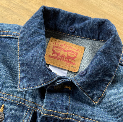 Chumpa Levis, 5 a 6 años