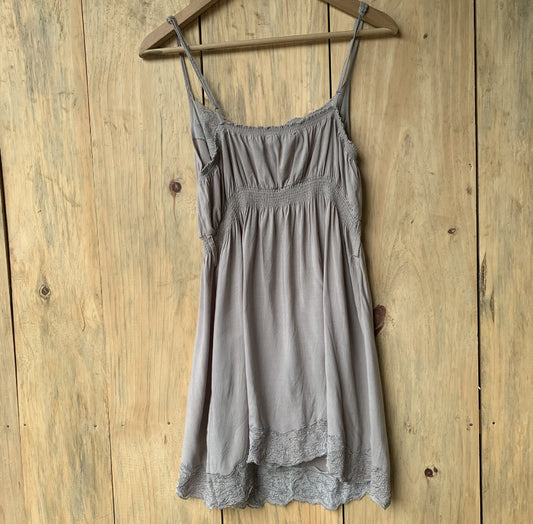 Vestido BCBGMAXAZRIA, S