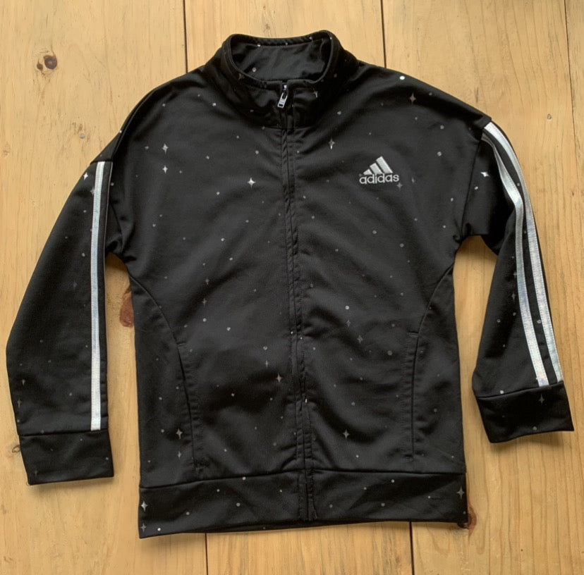 Chumpa Adidas, 6 años