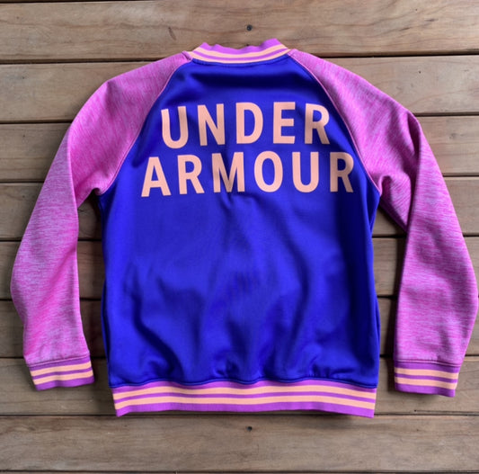 Chumpa Under Armour, 12 años