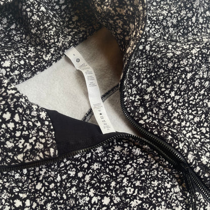 Chumpa Lululemon M
