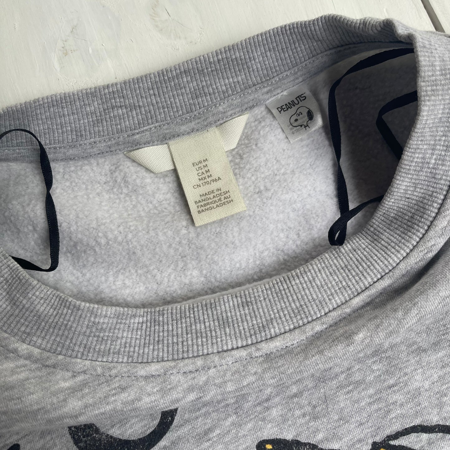 Suéter Peanuts H&M, M/L