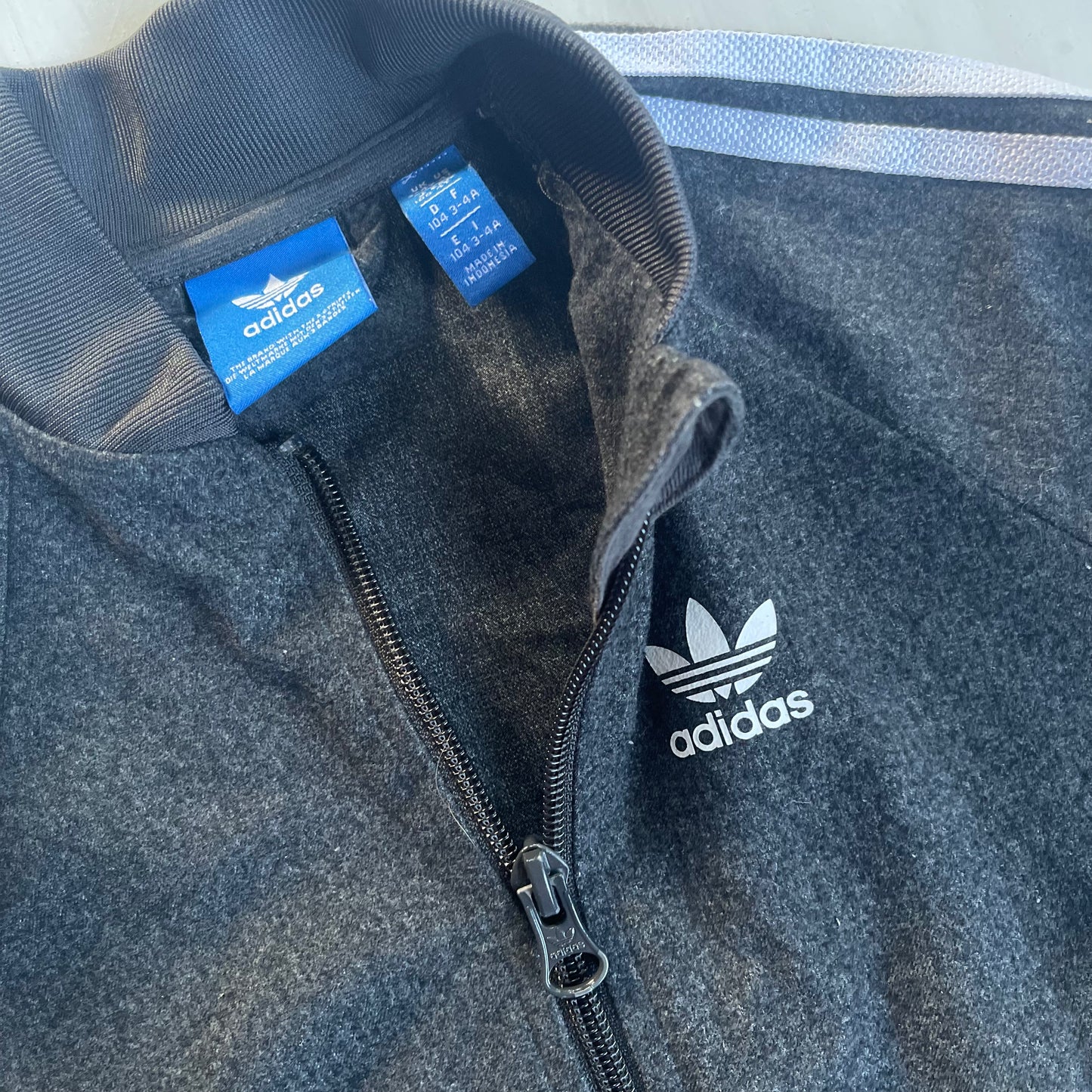 Chumpa Adidas, 3/4 años
